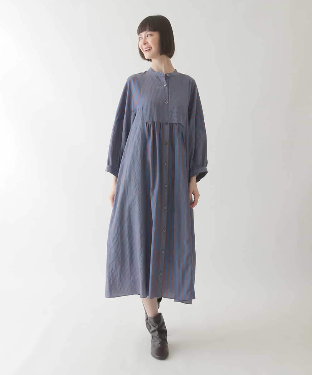 R6EJB21360 HIROKO BIS(小さいサイズ)(メゾン ドゥ サンク) 【小さいサイズ】ストライプパターン切り替えデザインワンピース ネイビー