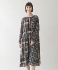 R6ELB12450 HIROKO BIS(小さいサイズ)(メゾン ドゥ サンク) ウエストギャザーチェックプリントワンピース ネイビー