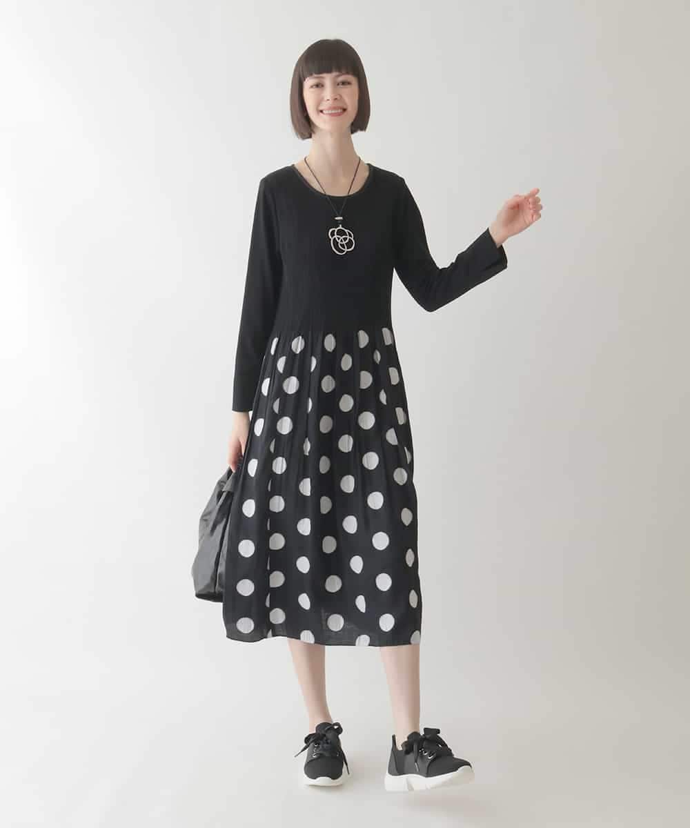 R6ELB42490 HIROKO BIS(小さいサイズ)(メゾン ドゥ サンク) 【小さいサイズ】ドット柄カットジャカードワンピース ブラック