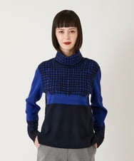 R6FAE55290 HIROKO BIS(小さいサイズ)(メゾン ドゥ サンク) 【小さいサイズ】チェックアクセントタートルネックニット ブルー