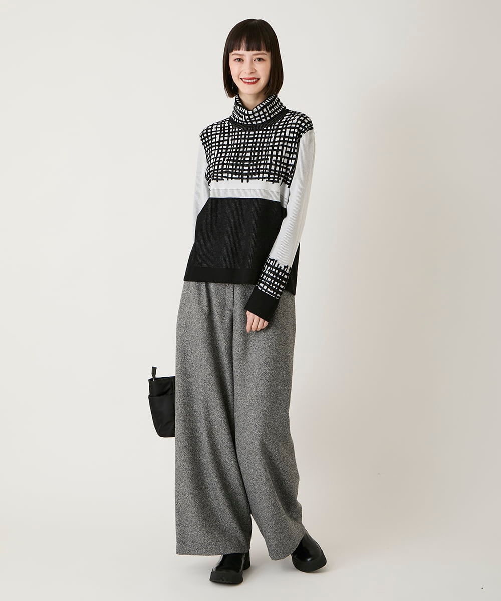 R6FAE55290 HIROKO BIS(小さいサイズ)(メゾン ドゥ サンク) 【小さいサイズ】チェックアクセントタートルネックニット ブラック