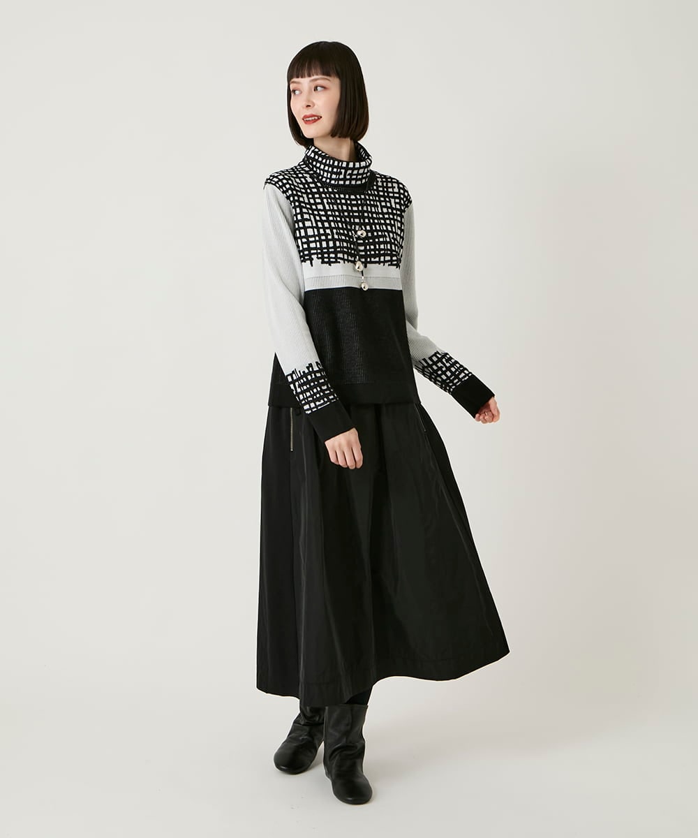 R6FAE55290 HIROKO BIS(小さいサイズ)(メゾン ドゥ サンク) 【小さいサイズ】チェックアクセントタートルネックニット ブラック