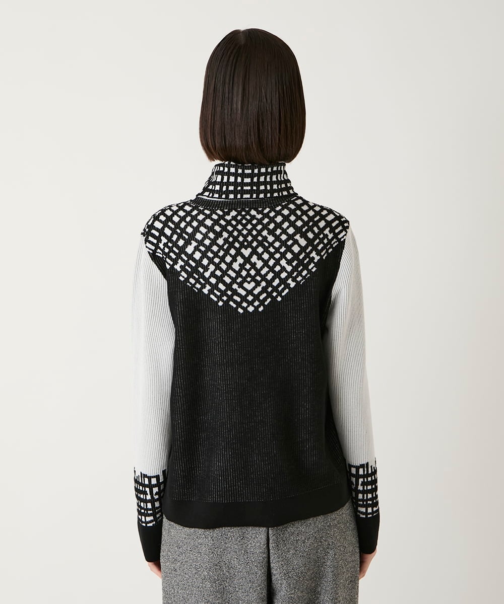R6FAE55290 HIROKO BIS(小さいサイズ)(メゾン ドゥ サンク) 【小さいサイズ】チェックアクセントタートルネックニット ブラック