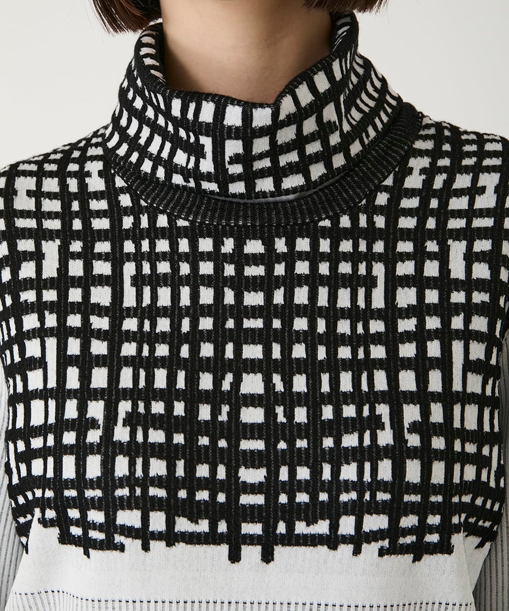 R6FAE55290 HIROKO BIS(小さいサイズ)(メゾン ドゥ サンク) 【小さいサイズ】チェックアクセントタートルネックニット ブラック