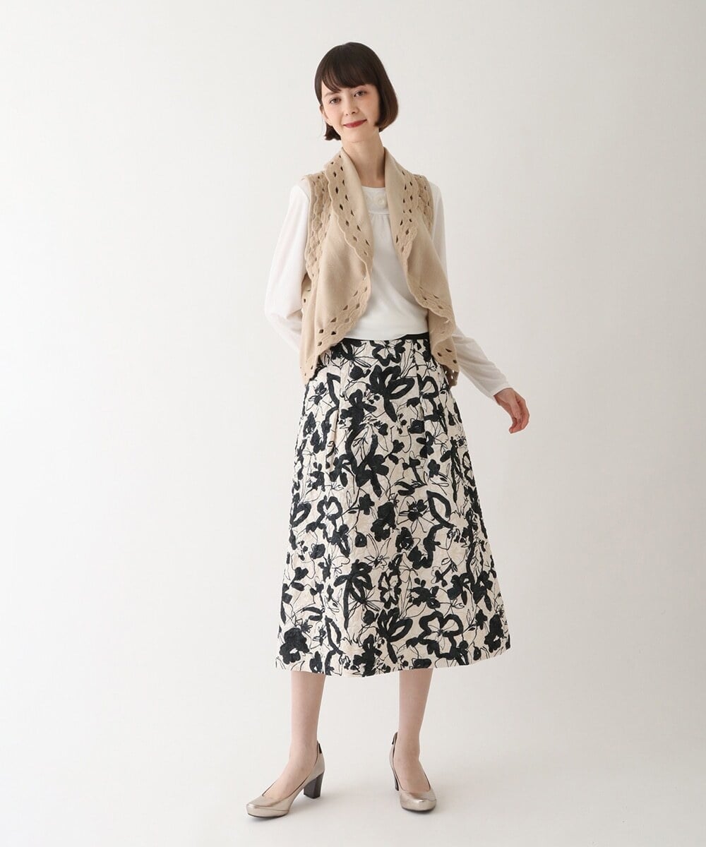 R6FAV05390 HIROKO BIS(小さいサイズ)(メゾン ドゥ サンク) 【小さいサイズ】ストレッチウールアイレットベスト ベージュ