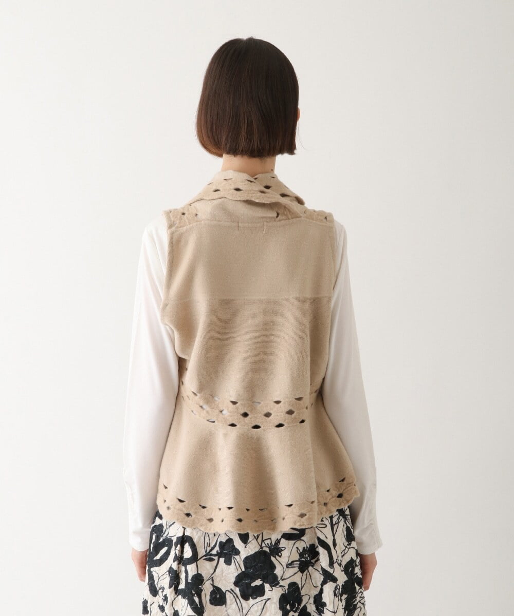 R6FAV05390 HIROKO BIS(小さいサイズ)(メゾン ドゥ サンク) 【小さいサイズ】ストレッチウールアイレットベスト ベージュ
