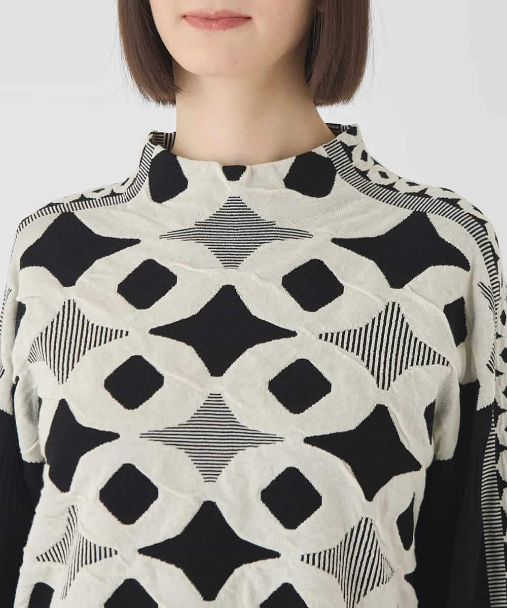 R6FCE81330 HIROKO BIS(小さいサイズ)(メゾン ドゥ サンク) 【小さいサイズ】ジャカード×インターシャ幾何柄ニットプルオーバー ブラック