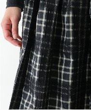 R6HAE52330 HIROKO BIS(小さいサイズ)(メゾン ドゥ サンク) 【小さいサイズ】チェックジャカードシャーリングスカート ブラック