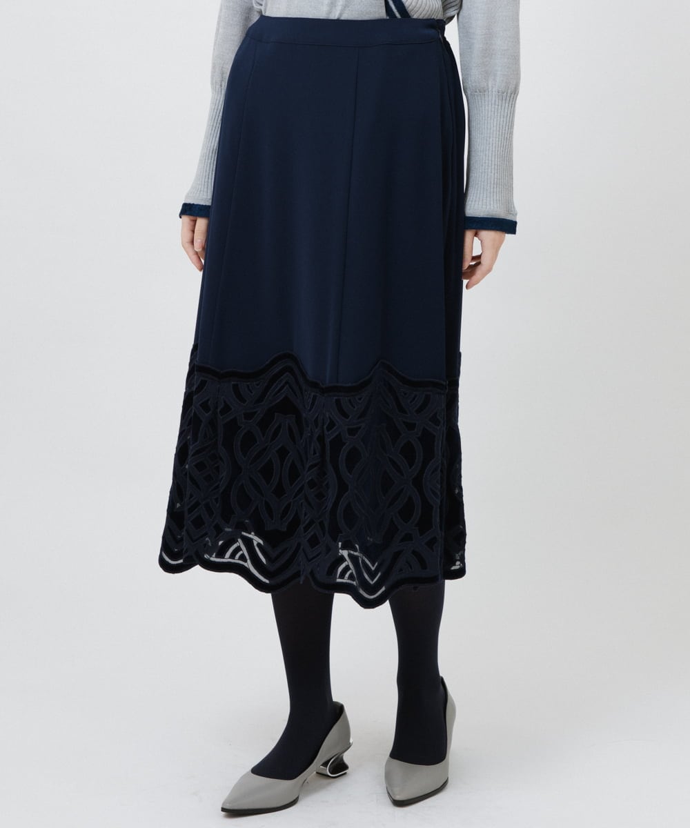 R6HAX16330 HIROKO BIS(小さいサイズ)(メゾン ドゥ サンク) 【小さいサイズ/洗える】ベロア刺繍レースフレアスカート ブラック