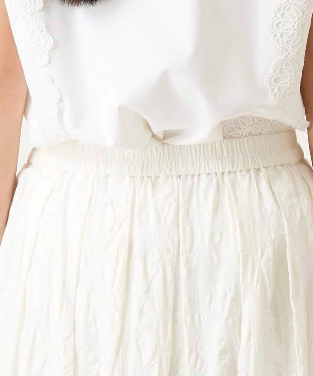 R6HFD26290 HIROKO BIS(小さいサイズ)(メゾン ドゥ サンク) 【小さいサイズ】ボタニカルモチーフスカート ホワイト