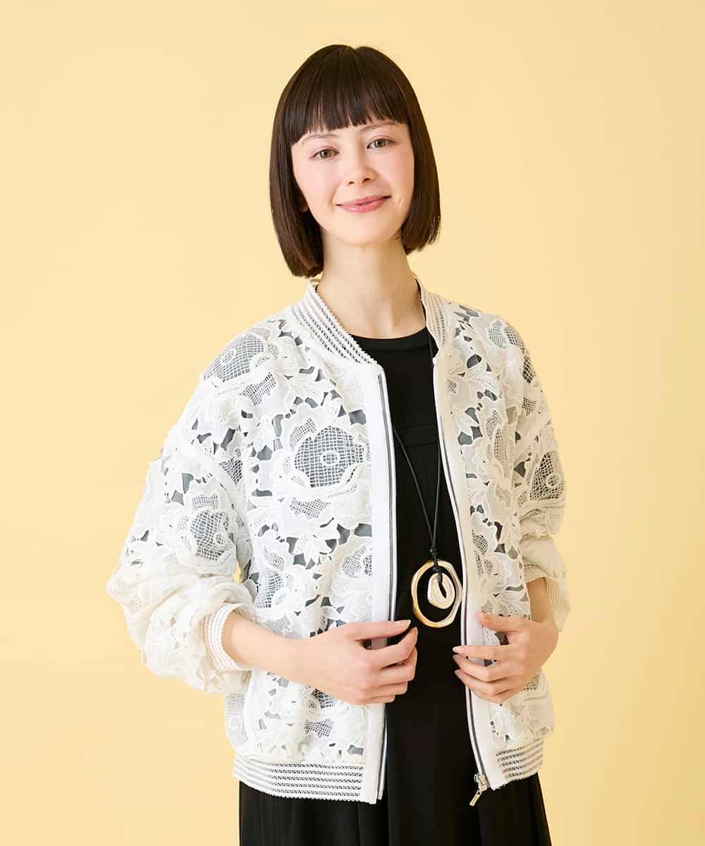 R6JGE05360 HIROKO BIS(小さいサイズ)(メゾン ドゥ サンク) 【小さいサイズ】フラワーレースデザインブルゾン ホワイト