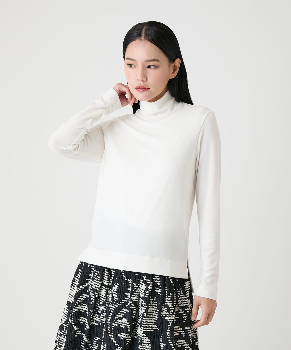 R6KAG70160 HIROKO BIS(小さいサイズ)(メゾン ドゥ サンク) 【小さいサイズ/開封後の返品交換不可】セラミド配合ハイネックトップ アイボリー