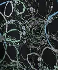 R6KED23230 HIROKO BIS(小さいサイズ)(メゾン ドゥ サンク) 【小さいサイズ】フローラルタイポTシャツ ブラック