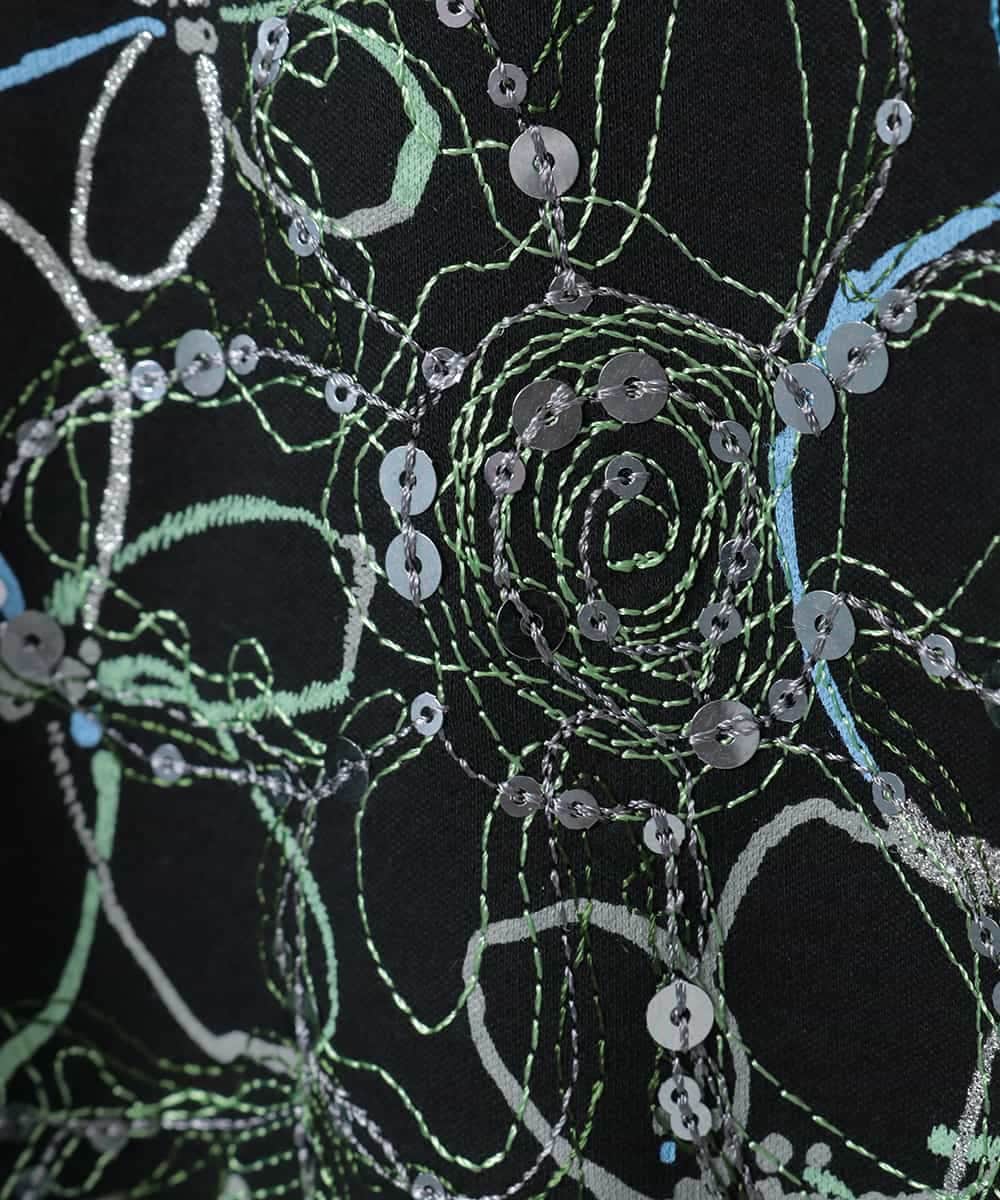 R6KED23230 HIROKO BIS(小さいサイズ)(メゾン ドゥ サンク) 【小さいサイズ】フローラルタイポTシャツ ブラック