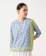 R6KFD40190 HIROKO BIS(小さいサイズ)(メゾン ドゥ サンク) 【小さいサイズ】幾何デザインボックスシルエットブラウス グリーン系