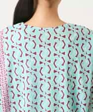 R6KFD40190 HIROKO BIS(小さいサイズ)(メゾン ドゥ サンク) 【小さいサイズ】幾何デザインボックスシルエットブラウス グリーン系