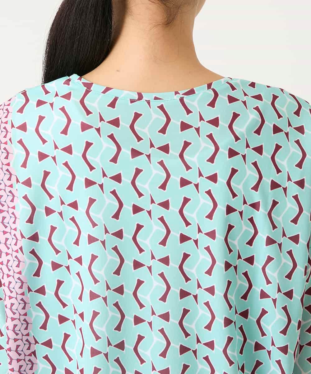 R6KFD40190 HIROKO BIS(小さいサイズ)(メゾン ドゥ サンク) 【小さいサイズ】幾何デザインボックスシルエットブラウス グリーン系