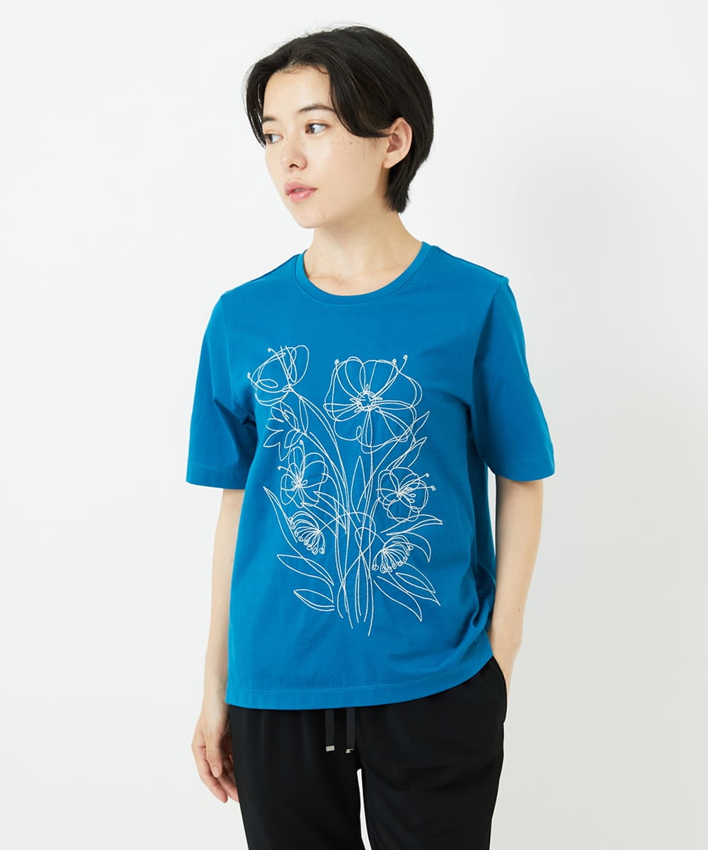 R6KGA07190 HIROKO BIS(小さいサイズ)(メゾン ドゥ サンク) 【小さいサイズ】ステッチ刺繍デザインTシャツ ブルー