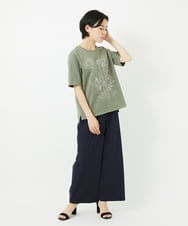 R6KGA07190 HIROKO BIS(小さいサイズ)(メゾン ドゥ サンク) 【小さいサイズ】ステッチ刺繍デザインTシャツ ブルー