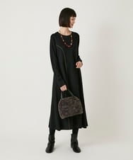 R6PAE42490 HIROKO BIS(小さいサイズ)(メゾン ドゥ サンク) 【小さいサイズ】ラインアクセント切り替えデザインポンチワンピース ブラック