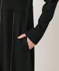 R6PAE42490 HIROKO BIS(小さいサイズ)(メゾン ドゥ サンク) 【小さいサイズ】ラインアクセント切り替えデザインポンチワンピース ブラック