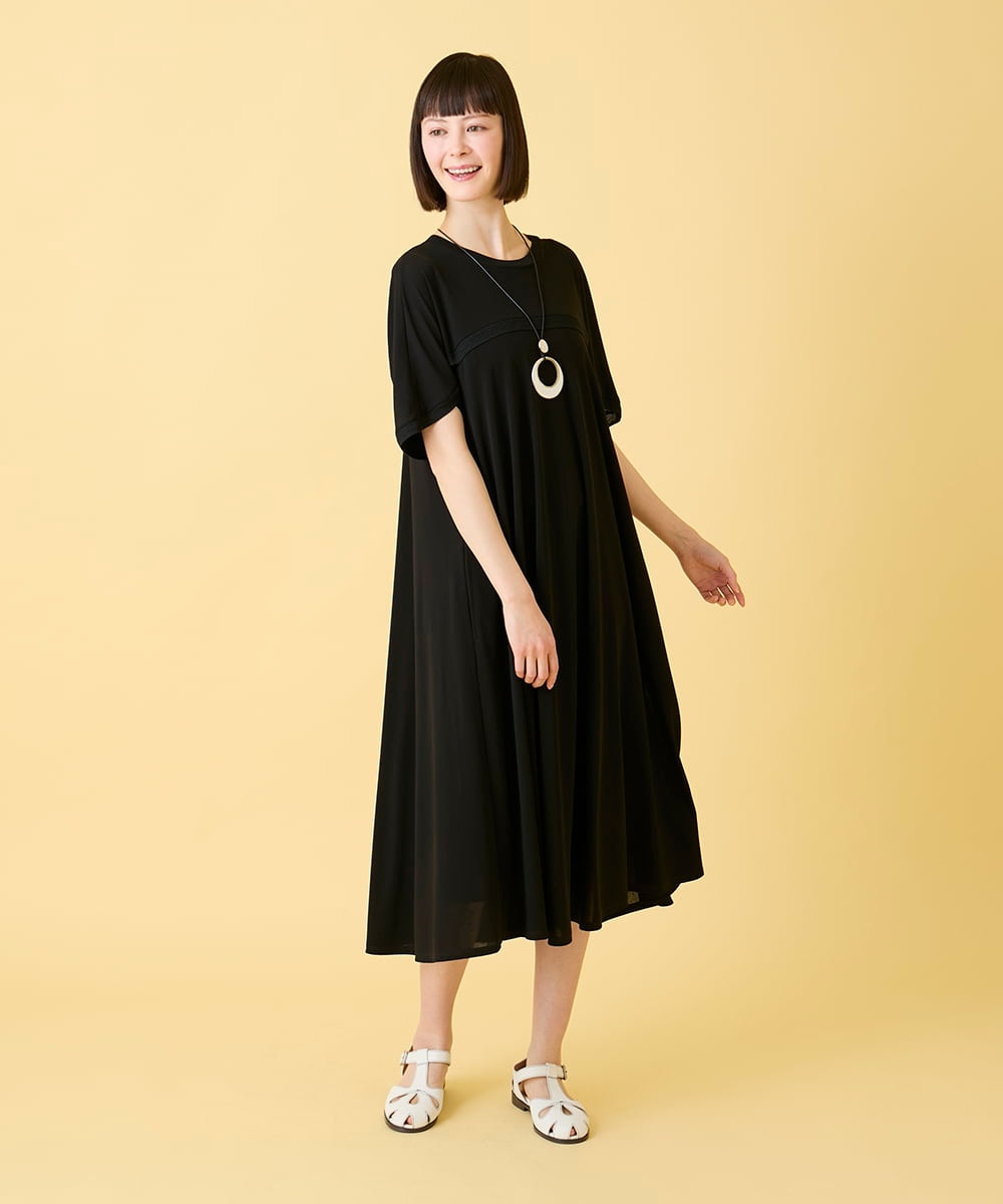 R6PGE02390 HIROKO BIS(小さいサイズ)(メゾン ドゥ サンク) 【小さいサイズ】ケープスリーブデザインワンピース ブラック