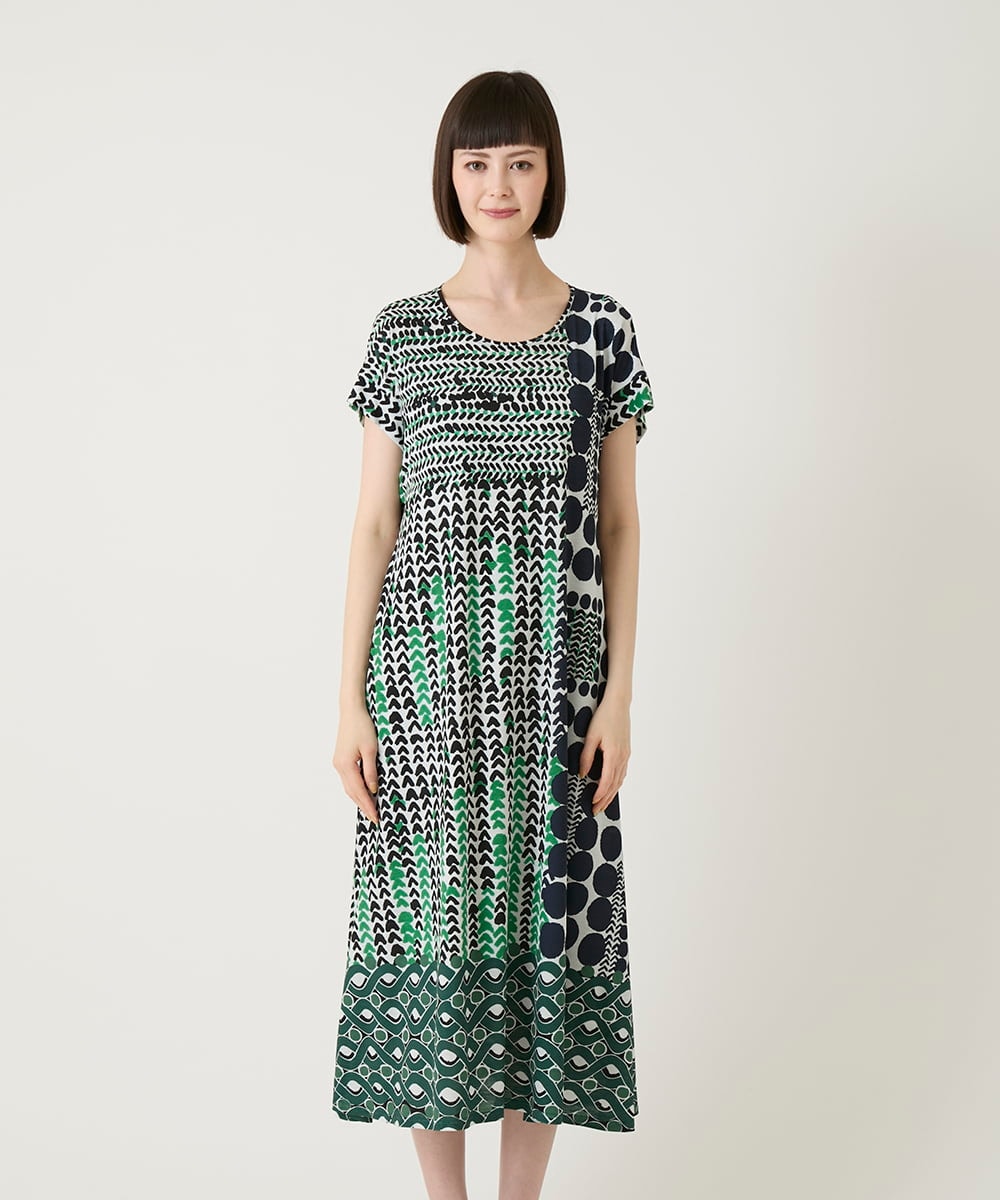 R6PIE06360 HIROKO BIS(小さいサイズ)(メゾン ドゥ サンク) 【小さいサイズ】グラフィカルデザインカットソーワンピース グリーン