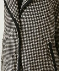 R6UAF01590 HIROKO BIS(小さいサイズ)(メゾン ドゥ サンク) 【小さいサイズ】千鳥プリントテープアクセントダウンコート ブラック