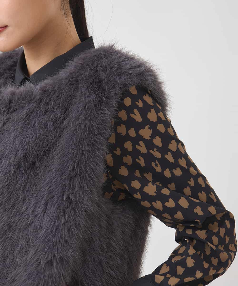 R7YAD13180 HIROKO BIS(小さいサイズ)(メゾン ドゥ サンク) 【小さいサイズ】シャギーフェイクファージレ ダークグレー