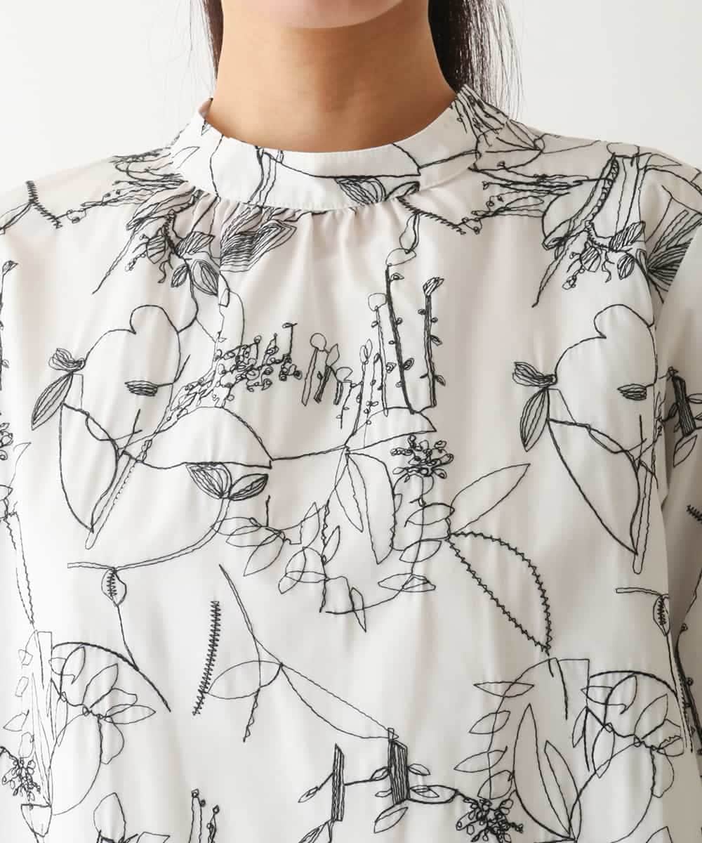 RBBFB30290 HIROKO BIS(ヒロコ ビス) 線描き刺繍デザインブラウス /洗える ホワイト