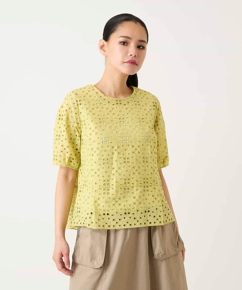 RBBFD33270 HIROKO BIS(ヒロコ ビス) アイレット刺繍タックヘムブラウス ライトイエロー