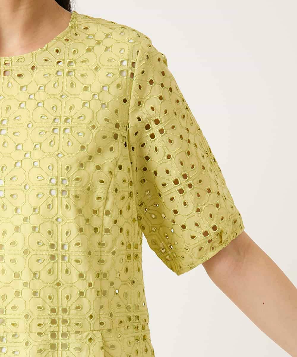 RBBFD33270 HIROKO BIS(ヒロコ ビス) アイレット刺繍タックヘムブラウス ライトイエロー