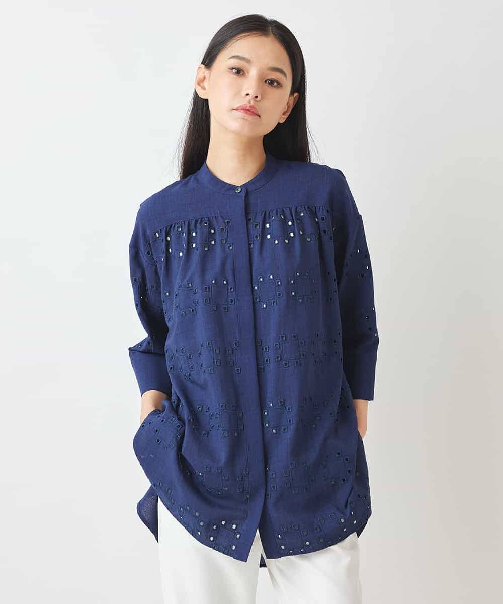 RBBGW05270 HIROKO BIS(ヒロコ ビス) アイレット刺繍デザインチュニックシャツ /洗える ホワイト