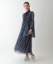 RBBJB10330 HIROKO BIS(ヒロコ ビス) 【ボウタイ付き】楊柳シフォンフラワープリントブラウス /洗える ネイビー