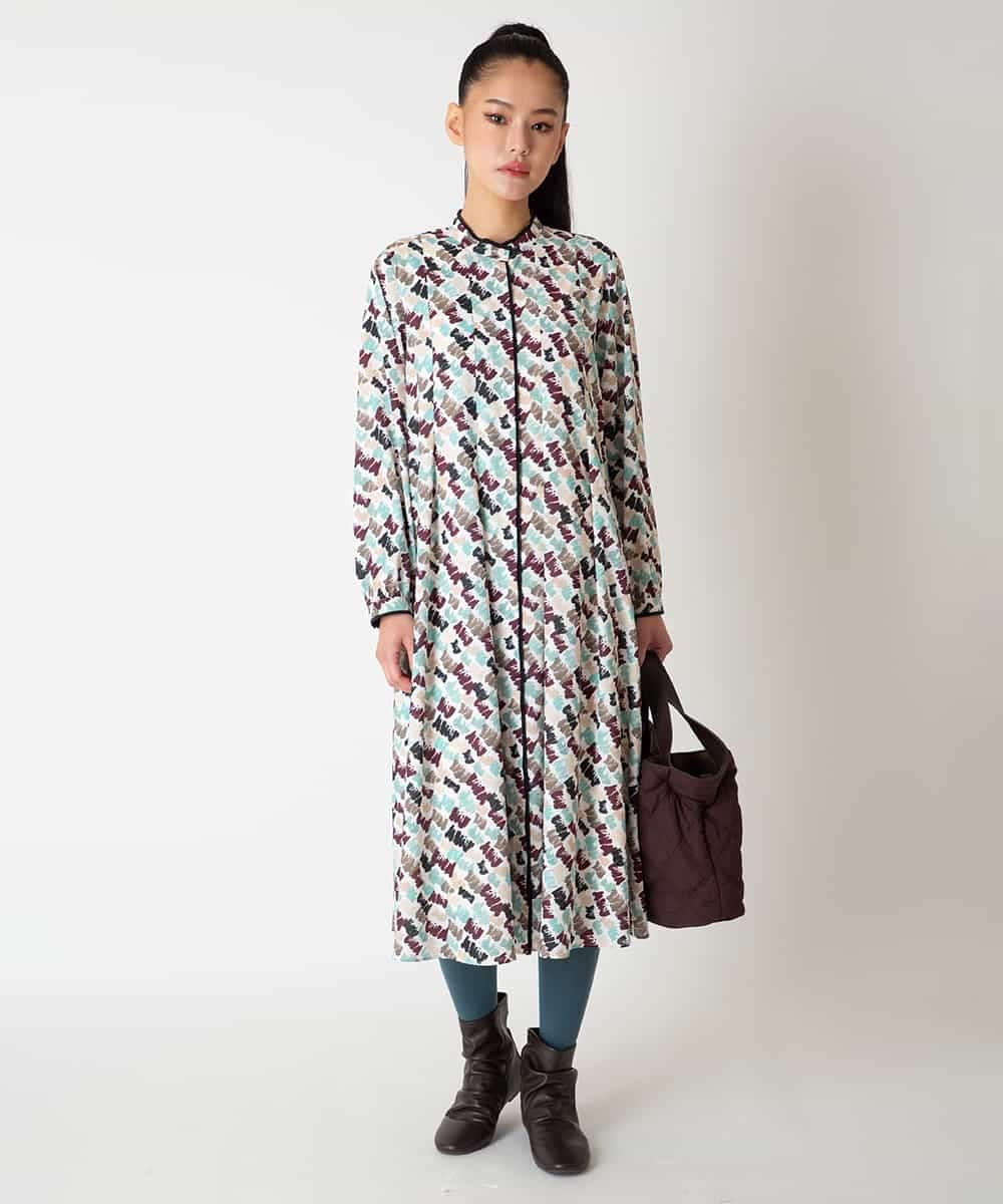 RBEAF10430 HIROKO BIS(ヒロコ ビス) ペイント柄タックフレアワンピース /洗濯機で洗える アイボリー