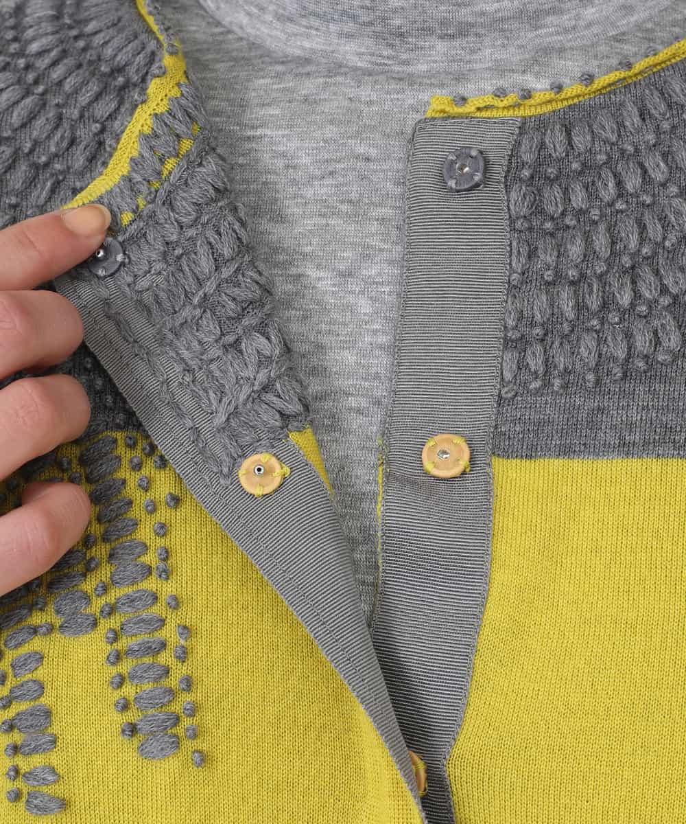 RBFAW30290 HIROKO BIS(ヒロコ ビス) バイカラー刺繍ニットカーディガン イエロー