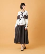 RBFED30390 HIROKO BIS(ヒロコ ビス) 花刺繍ブロッキングデザインカーディガン ホワイト