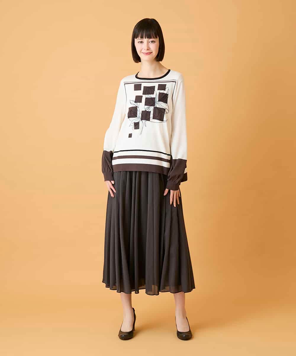 RBFED31360 HIROKO BIS(ヒロコ ビス) 花刺繍フレーム配色デザインプルオーバー ホワイト