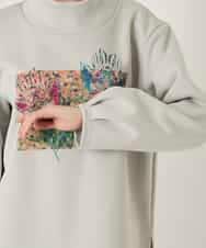 RBKAE39270 HIROKO BIS(ヒロコ ビス) 幾何アートフラワーボンディングプルオーバー ベージュ