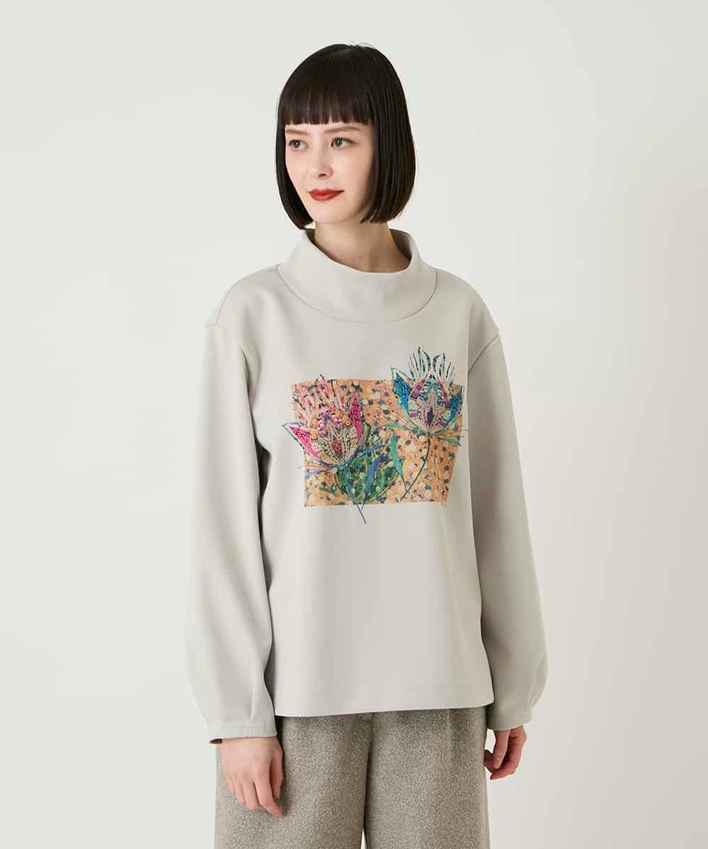 RBKAE39270 HIROKO BIS(ヒロコ ビス) 幾何アートフラワーボンディングプルオーバー ベージュ