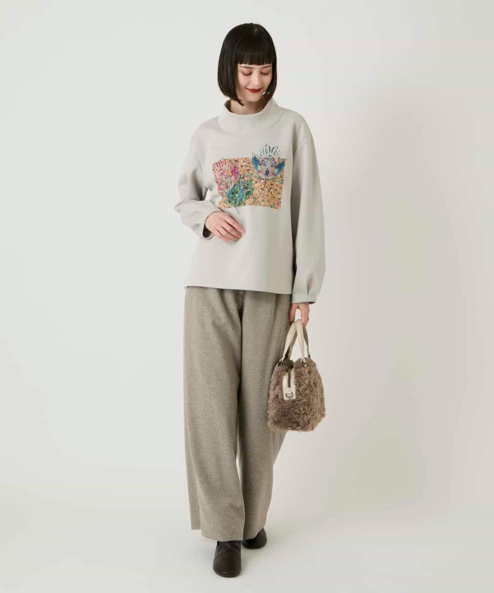 RBKAE39270 HIROKO BIS(ヒロコ ビス) 幾何アートフラワーボンディングプルオーバー ベージュ