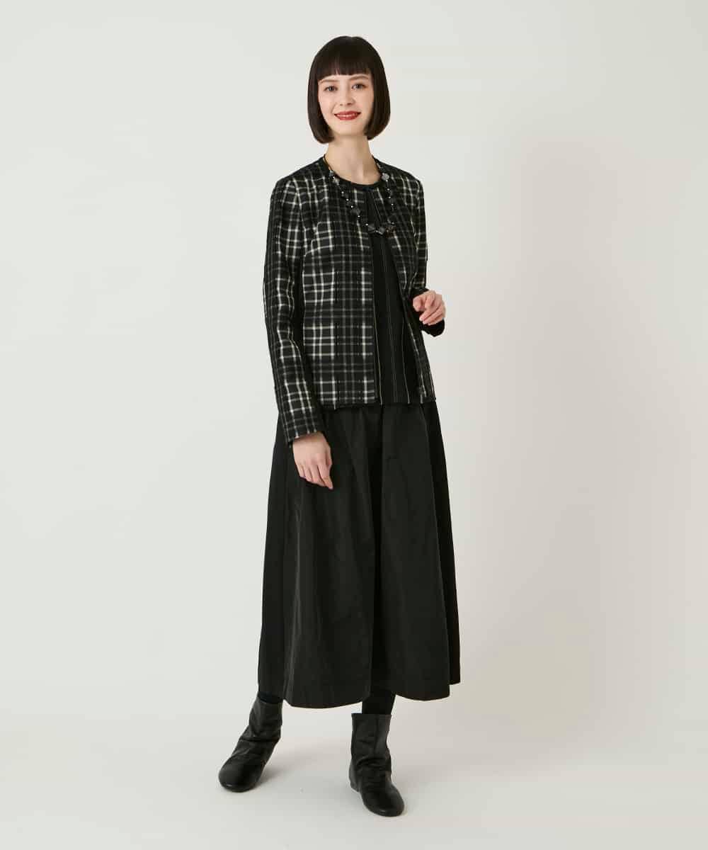 RBKAE40260 HIROKO BIS(ヒロコ ビス) ラインアクセントポンチプルオーバー ブラック