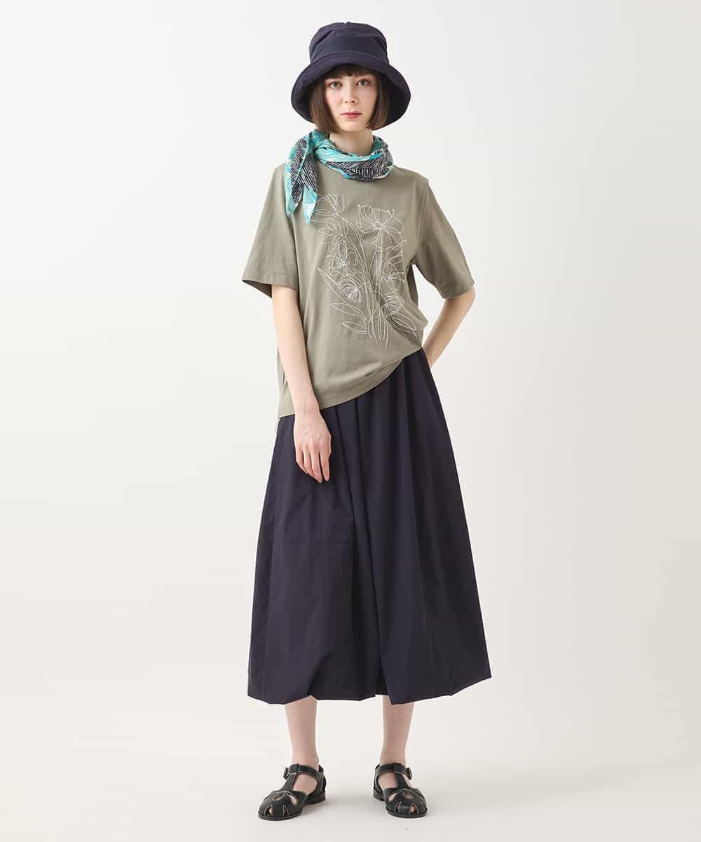 RBKGA07190 HIROKO BIS(ヒロコ ビス) ステッチ刺繍デザインTシャツ /洗える ブルー
