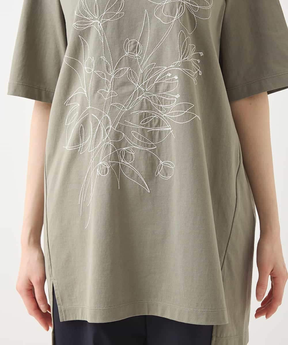 RBKGA08190 HIROKO BIS(ヒロコ ビス) ステッチ刺繍デザインチュニックTシャツ /洗える カーキ