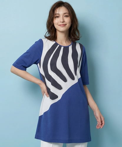 RBKHA09260 HIROKO BIS 幾何学柄プリントカットチュニック /洗える