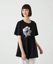 RBKIE12210 HIROKO BIS(ヒロコ ビス) 【接触冷感】刺繍モチーフアシンメトリーチュニックTシャツ /洗える ホワイト