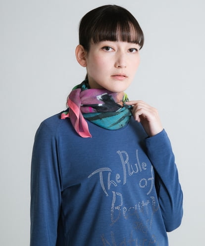 RG3ES11160 TRUNK HIROKO KOSHINO 【洗える】アートフルーツパターンスカーフ