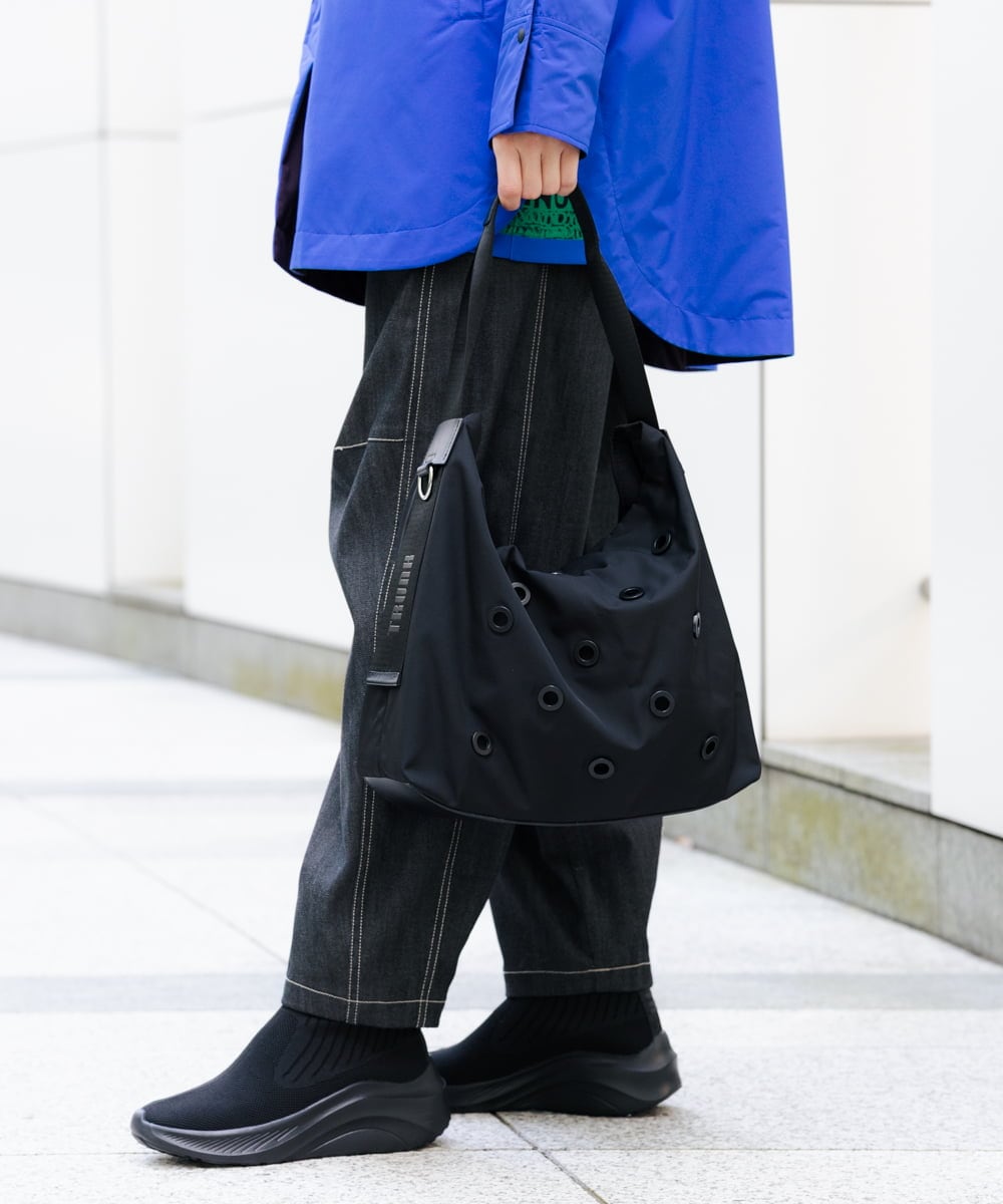 RG5AD01390 TRUNK HIROKO KOSHINO(ヒロココシノ) アイレットボンディングトートバッグ ブラック