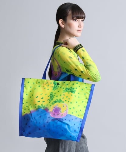 RG5FS02160 TRUNK HIROKO KOSHINO ストロベリープリントエコバッグ