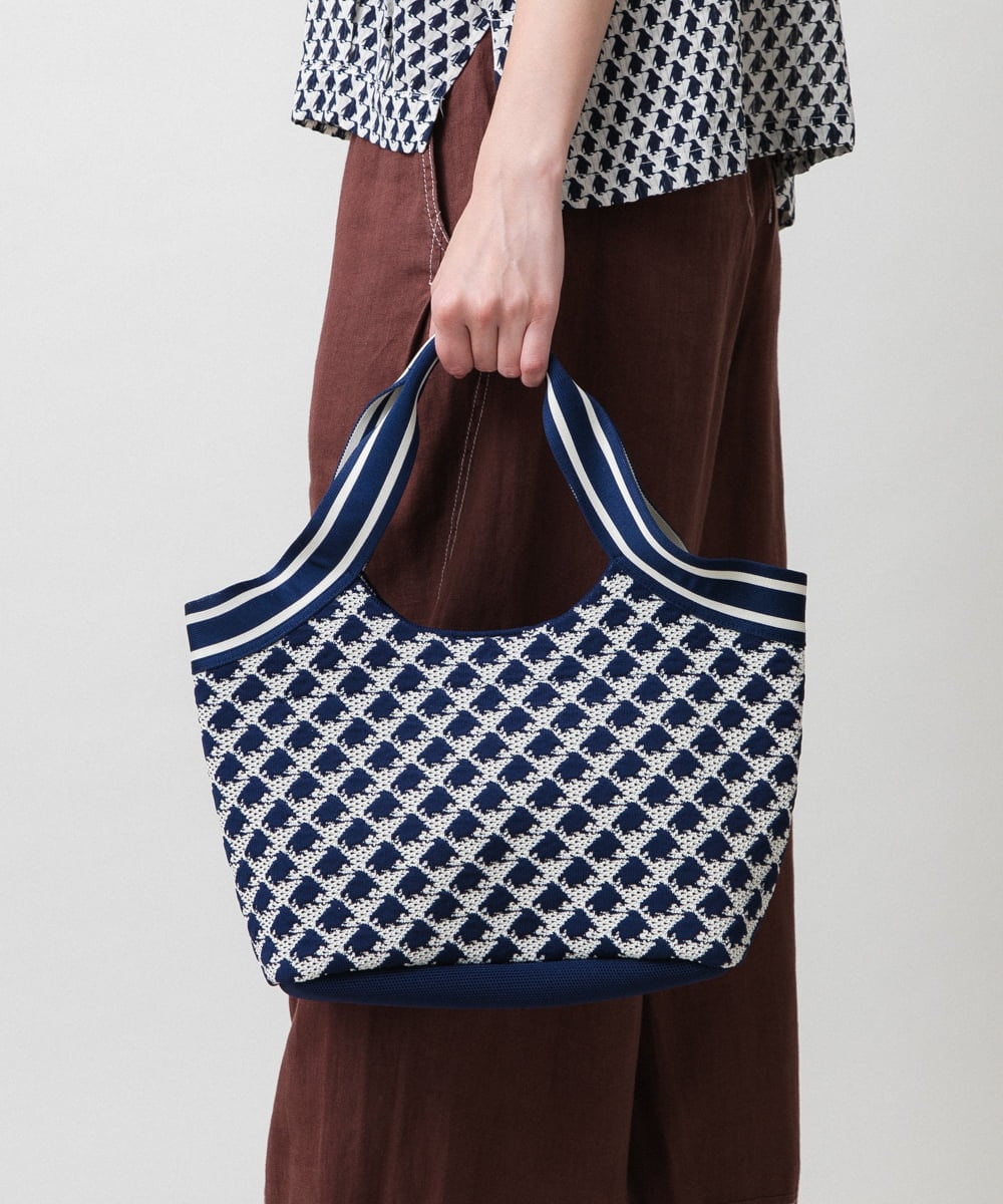 RG5IE01230 TRUNK HIROKO KOSHINO(ヒロココシノ) ジオメトリック柄ニットバッグ ネイビー
